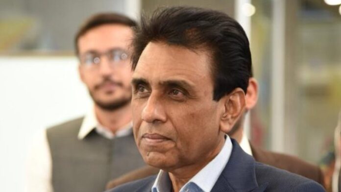 کنوینئر ایم کیوایم  خالد مقبول صدیقی کا کہنا ہے حکومتیں بچاکر  ہم نے ہمیشہ جمہوریت کو بچایا ہے