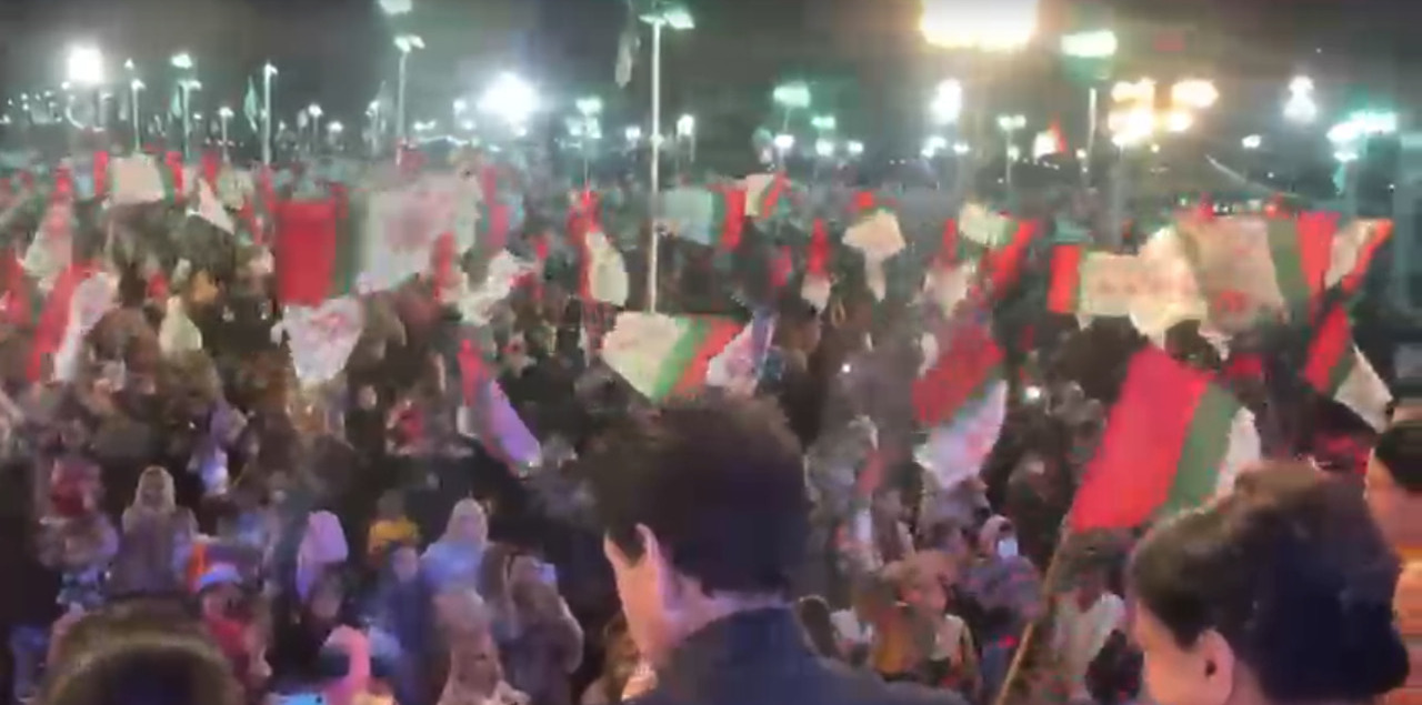 کراچی کے نشتر پارک میں ایم کیو ایم پاکستان کی جانب سے  خواتین کنونشن منعقد