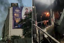 کراچی گلستان جوہر میں راشد منہاس روڈ پر آر  جے مال میں آگ لگنے کی پولیس رپورٹ تیار