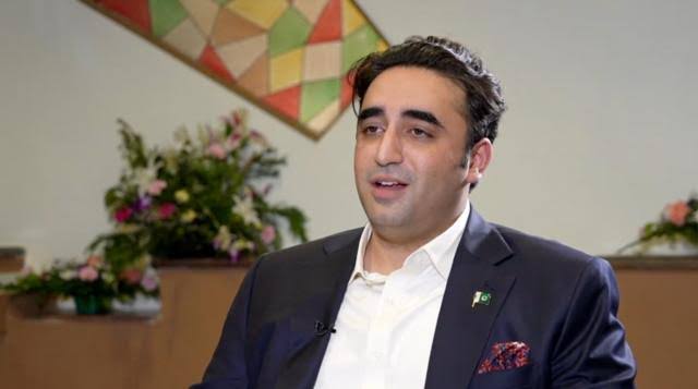  ہم موقف پر قائم ہیں ،کوئی اور  قائم نہیں تو مجھے خطرناک  منظر نظرآرہاہے