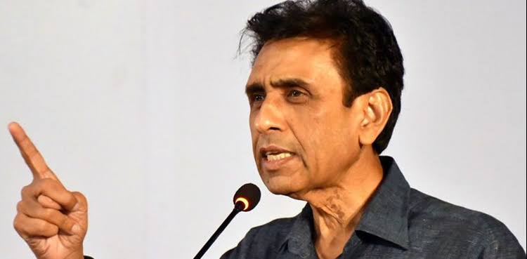  وفاقی وزیر سائنس و  ٹیکنالوجی خالد مقبول  صدیقی کا کہنا ہے ایم کیوایم نے وزارتوں یا گورنرشپ کےلیےکوئی مطالبہ نہیں رکھا