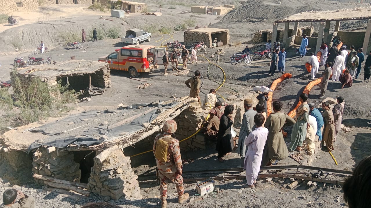 ‏بلوچستان کے علاقے ضلع دکی میں ریسکیو آپریشن مکمل: کوئلے کی کان میں زہریلی گیس بھرنے سے 2 کان کن جاں بحق، جبکہ ایک زخمی ہوئے