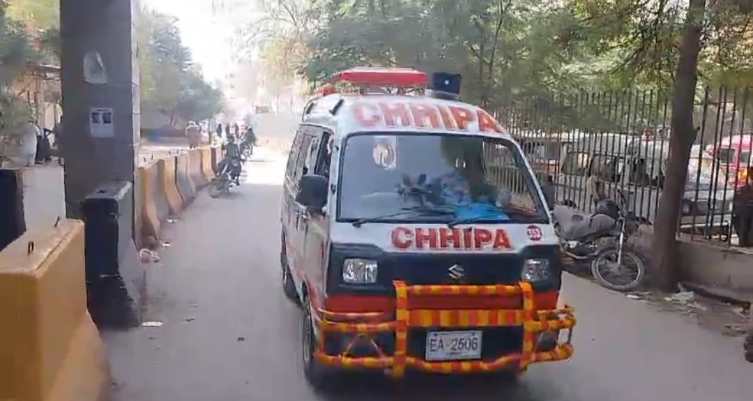   کراچی کے علاقے نیوکراچی سیکٹر فائیو ڈی میں نالےسے خاتون کی لاش ملی