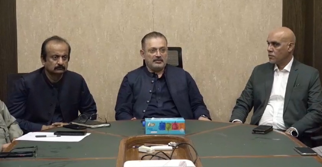  سندھ کے سینئر وزیر شرجیل میمن کا کہنا ہے  پانی سب کا مشترکہ حق ہے