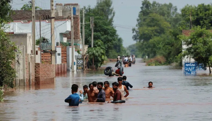 خیبر پختونخوا کے سیلاب زدہ علاقوں میں انفیکشنز کی وبا شدت اختیار کر گئی