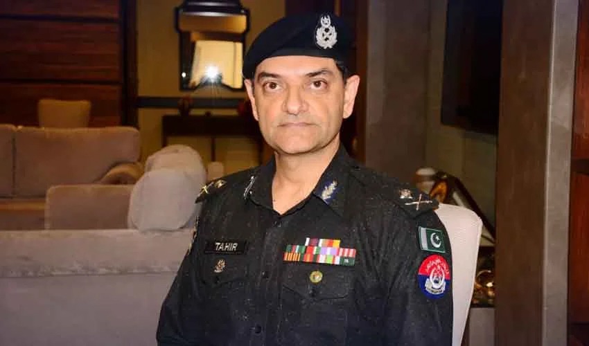 کوئٹہ: آئی جی پولیس بلوچستان محمد طاہر نے سریاب اور نیو سریاب ٹریننگ کالج کا دورہ کیا