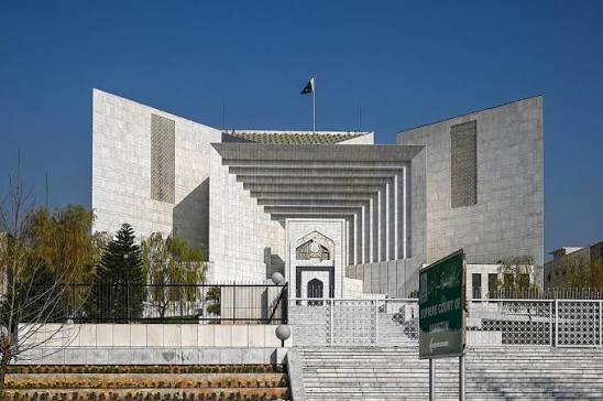 سپریم کورٹ  کا لاڑکانہ میں کنڈے کے ذریعے بجلی کی فراہمی اور چوری پر اظہار برہمی