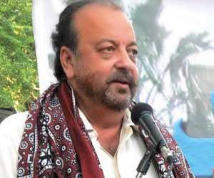 اسپیکر سندھ اسمبلی آغا سراج درانی آمدن سے زائد اثاثہ جات  سے متعلق  ریفرنس میں احتساب عدالت میں پیش