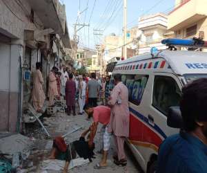  گجرات  میں دھماکا  3 افراد جاں بحق متعددزخمی 
