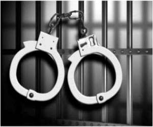 کراچی پولیس نے پشین سے  سات کلو منشیات اسمگل کرنے کی کوشش ناکام بناکر دو اسمگلرز کو گرفتار کرلیا