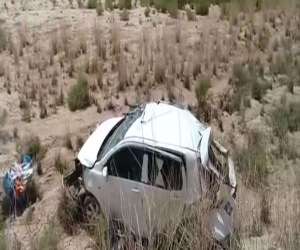 سبی میں بختیار آباد کے قریب قومی شاہراہ پر ٹوڈی کار تیز رفتاری کے باعث الٹ گئی ۔