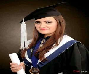 کراچی میں ائیرفورس میں ملازمت کرنے والی فلائٹ لیفٹیننٹ ڈاکٹر ماہ نور کورونا کے باعث انتقال کر گئیں