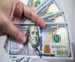 انٹربینک میں ڈالر  ایک سو انہتر روپے سے تجاو ز کرگیا