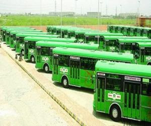 گرین لائن بس سروس کے لیے مزید 40 بسوں کی دوسری کھیپ کراچی پہنچ گئی