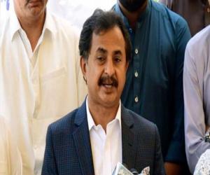  دنیا کی نسبت پاکستان  میں پیٹرول کی قیمت کم  بڑھائی گئی ہے۔حلیم عادل شیخ 