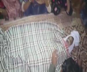 کراچی کورنگی میں زہریلی مٹھائی کھانے سے بچہ جاں بحق اور چار  افراد کی حالت بگڑنے کا معاملہ