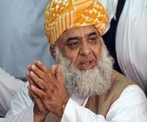 پی ڈی ایم کے سربراہ مولانا فضل الرحمن کی ایم کیو ایم پاکستان کے دفترآمد