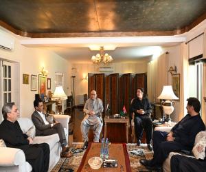  پیپلزپارٹی اور ایم کیوایم  کی اعلیٰ قیادت کے درمیان ملاقات ہوئی ۔۔ لیکن کیا نتیجہ  نکلا 