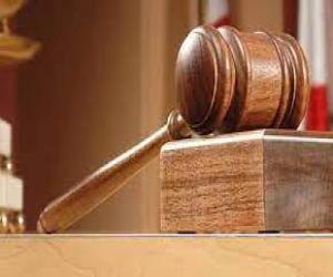 کراچی میں صدر ،لکی اسٹار کے قریب بیوٹیفکیشن کی خاطر راستے بند کرنے کا معاملہ۔