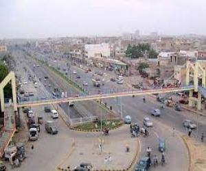 کراچی لیاقت آباد میں نوے گز پر سات منزلہ پورشن بنانےکے خلاف درخواست 
