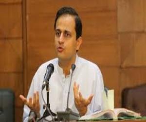 ایڈمنسٹریٹر کراچی  مرتضیٰ وہاب کا کہنا ہے شہر میں  کھیل کے میدان، پارک اور کھلےمقامات کو آباد کررہے ہیں۔