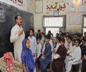  سندھ  میں رواں سال بھرتی اساتذہ کی تقرری و تبادلوں پر پابندی۔