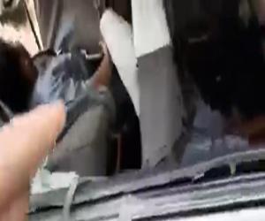 کراچی  میں اسٹیل مل موڑ کے قریب آئل ٹینکر اور ہائی ایس وین  میں تصادم۔