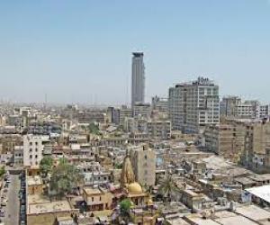 کراچی میں ایس آئی یو پولیس نے مبینہ منشیات فروش کو گرفتار کر کے تیئس کلو سے زائد منشیات برآمد کرلی۔