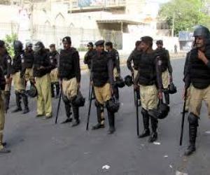 سندھ پولیس  کے جوان اسلام آباد بھیجنے  کے خلاف پی ٹی آئی کی درخواست پر فوری سماعت کی استدعا مسترد کردی گئی۔