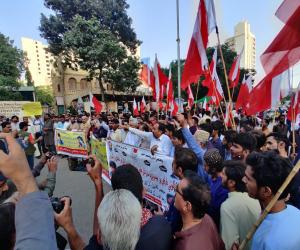 کراچی میں مچھرکالونی واقعے کے خلاف احتجاج
