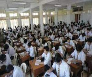 سندھ حکومت نے گیارہویں اور بارہویں کے سالانہ 2022 کے امتحانات کےنتائج جاری نہ کرنے کا سختی سے نوٹس لے لیا.
