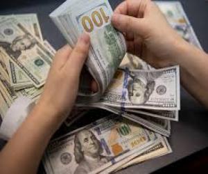انٹربینک میں ڈالر اٹھارہ پیسے سستا۔