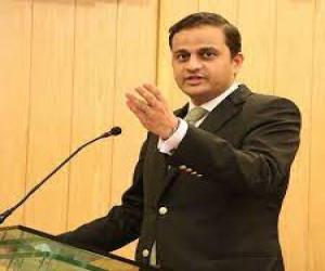 عیدالاضحیٰ پر صفائی ستھرائی اور آلائیشوں اٹھانے کے بہترین انتظامات پر میئر کراچی مرتضیٰ وہاب کی اداروں کو شاباش،، 