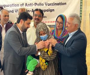 نگراں وزیر صحت سندھ ڈاکٹر سعد خالد نیاز نے سندھ میں انسداد پولیو مہم کا آغاز کردیا