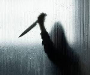 کراچی فلیٹ سے بچوں سمیت پانچ افراد کی لاشیں برآمد 