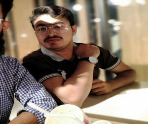 کراچی کورنگی اللّه والا ٹاؤن میں ڈاکووں کی فائرنگ سے نوجوان طالب علم کی ہلاکت کا مقدمہ درج۔