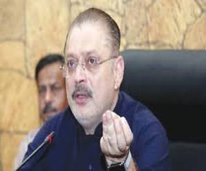  عید کے موقع پر اضافی کرایہ وصول کرنے والے ٹرانسپورٹرز کے خلاف سخت کارروائی کی ہدایات  شرجیل انعام میمن 