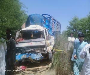 خوشاب، پنج پیر کے مقام پر بس   کھائی میں  گرنے سےبچوں سمیت 13افرادجاں بحق ،ریسکیو