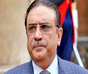 مولانا فضل الرحمان نےچئیرمین پیپلزپارٹی بلاول بھٹوزرداری سے رابطہ کرکےصدرمملکت آصف علی زرداری کی خیریت دریافت کی  اورنیک تمناوں کااظہارکیا ۔۔۔