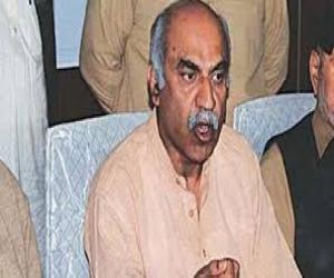 جمہوریت کے لبادے میں لپٹی ہوئی وفاقی حکومت اور ان کے اتحادیوں نے بدترین آمریت کی یاد تازہ کردی ہے