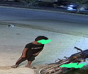  کراچی میں کم عمر پوتے  کو موٹر سائیکل لفٹر بنانے والا دادا  گرفتار