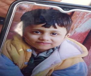  کراچی شاہ فیصل کالونی نمبر2 میں کھلےگٹرمیں بچہ گرکر جان سے گیا