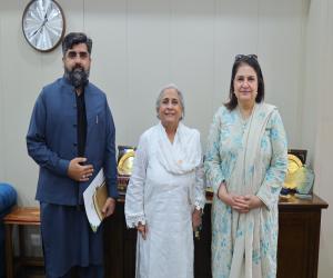 چیئرپرسن  بی آئی ایس پی سینیٹر روبینہ خالد کی وزیر برائے محکمہ صحت و بہبود آبادی ڈاکٹر عذرا فضل پیچوہو سے ملاقات