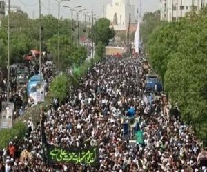  کراچی میں یوم علی کی مناسبت سے نشتر پارک سے نکلنے والا جلوس روائتی راستوں سے ہوتا ہوا کھارادر میں واقع حسینیان ایرانیان امام بارگاہ پر اختتام پزیر ہو گیا