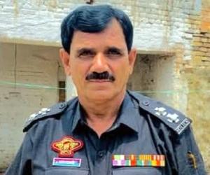 لاڑکانہ: ڈی آئی جی آفس کے باہر فائرنگ، میرپور بُرڑو کے ایس ایچ او نظیر حسین چانڈیو شہید