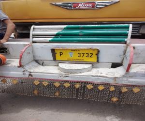 کراچی ڈیفنس میں بنگلے  اور ماڑی پور نالہ اسٹاپ کے قریب