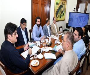 پنجاب میں جاری سیلابی صورتحال کے پیشِ نظر سندھ حکومت بھی الرٹ ہو گئی ہے