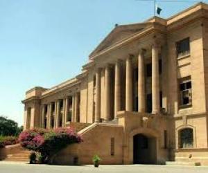 دبئی سے زیورات، لیپ ٹاپ اور دیگر اشیاء غیرقانونی طریقے سے لانے پر گرفتار ملزم کی  سندھ ہائی کورٹ نے ضمانت منظور کرلی۔