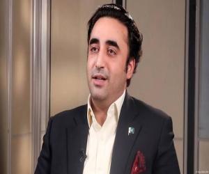  چیئرمین   پیپلز پارٹی بلاول بھٹو  کا کہناہے   بینظر بھٹو نے دہشت گردوں اور آمروں   کامقابلہ کرتے ہوئے شہادت قبول کی۔ 