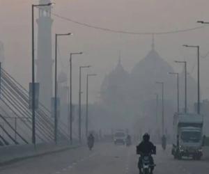 بھارتی پنجاب میں چاول کی فصل کی کٹائی، فضائی آلودگی کا خطرہ بڑھ گیا